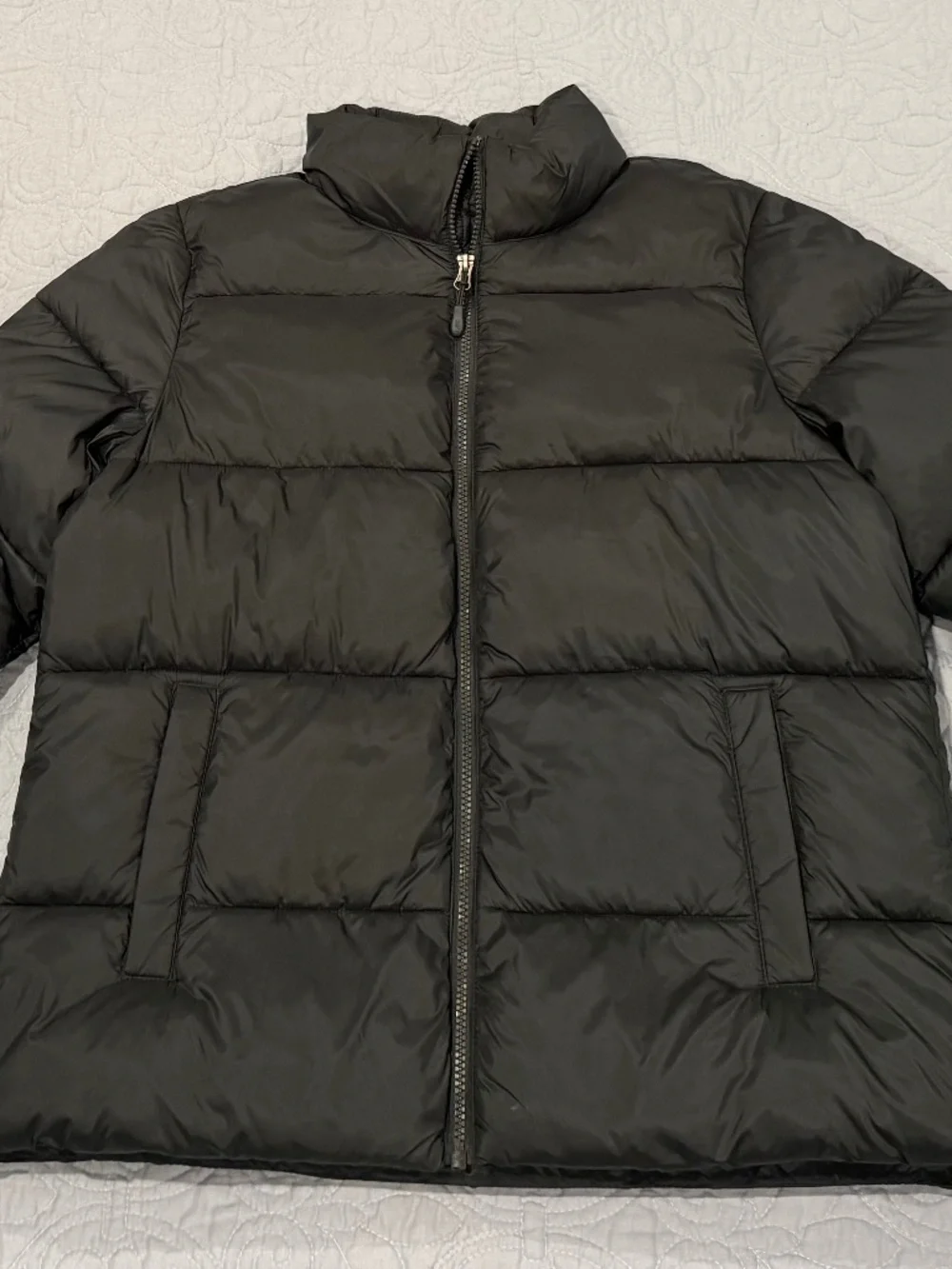 NEW WITH TAGS HEATKEEP DARKEST SPRUCE GREEN PUFFER COAT SIZE MEDIUM PACKABLE